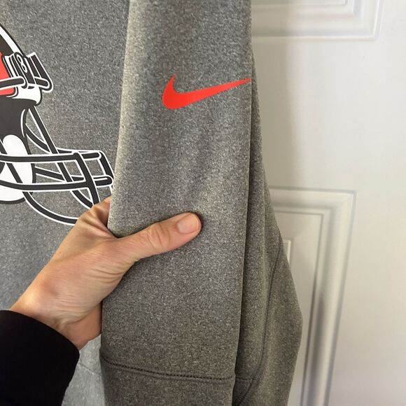 Nike dri- fit Gray Cleveland Browns Performance Circuit Logo Essential Hoodie - Picture 6 of 11